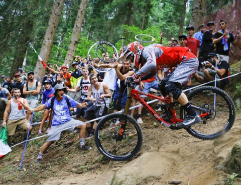 VDS_WC_MTB_UCI_15_Ph_Cristiano_Borghi_DH_76 pubblico