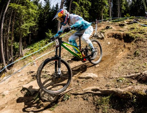 Loic_Bruni