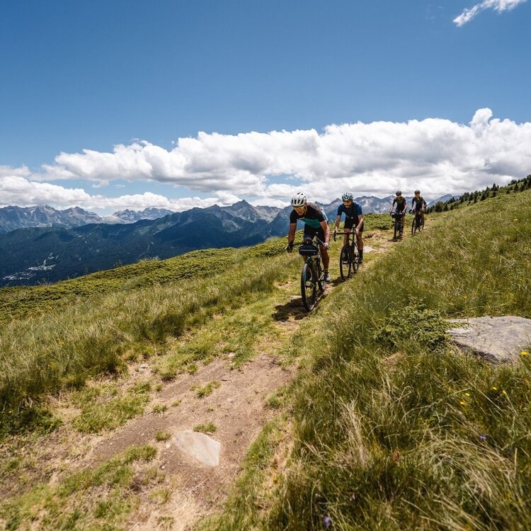 Alpine Gravel Lago di Celentino